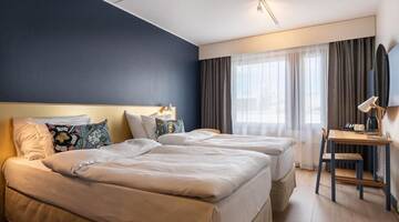 Фото номера Двухместный номер с 2 отдельными кроватями Отель Original Sokos Hotel Royal Vaasa г. Вааса 2