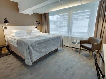 Фото номера Двухместный номер с 2 отдельными кроватями Отель Original Sokos Hotel Vaakuna Vaasa г. Вааса 15