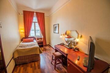 Фото номера Стандартный одноместный номер Отель Hotel Astor г. Вааса 2
